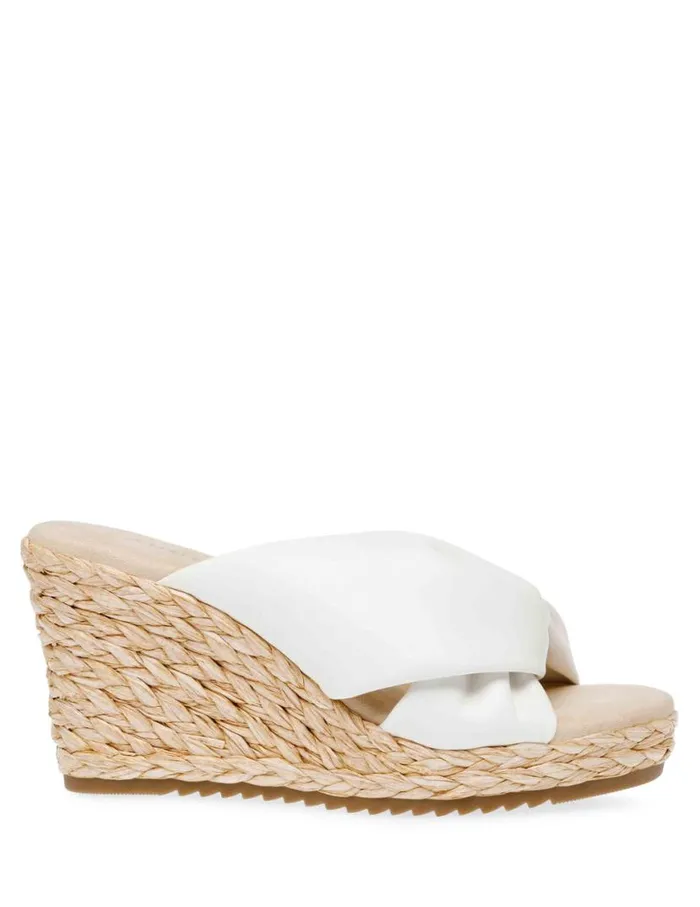Women Winnie Wedge Pink Smooth Anne Klein Wedges