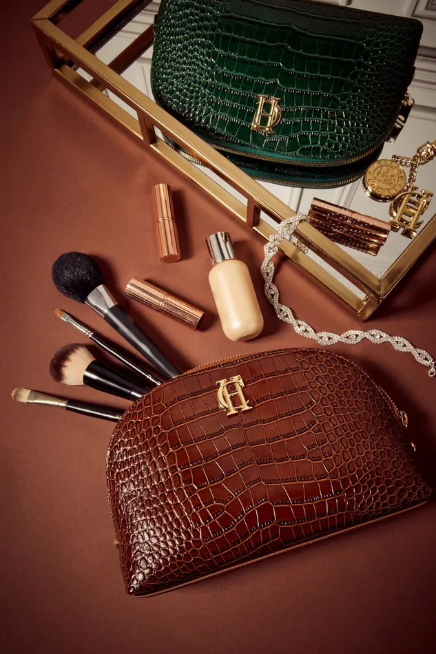 Womens Chelsea Makeup Bag Tan Croc Holdalls and Travel Bags Holland Cooper Womens Chelsea Makeup Bag Tan Croc Holdalls and Travel Bags Holland Cooper
