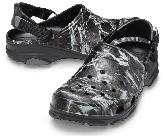 WomensMens Classic AllTerrain Mossy Oak Elements Clog Black Crocs Clogs